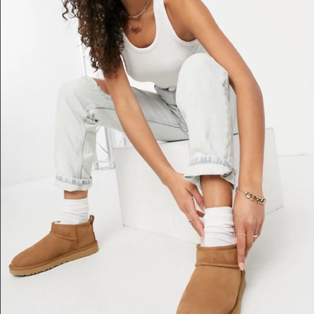 NWT UGG classic ultra mini ankle boots chestnut